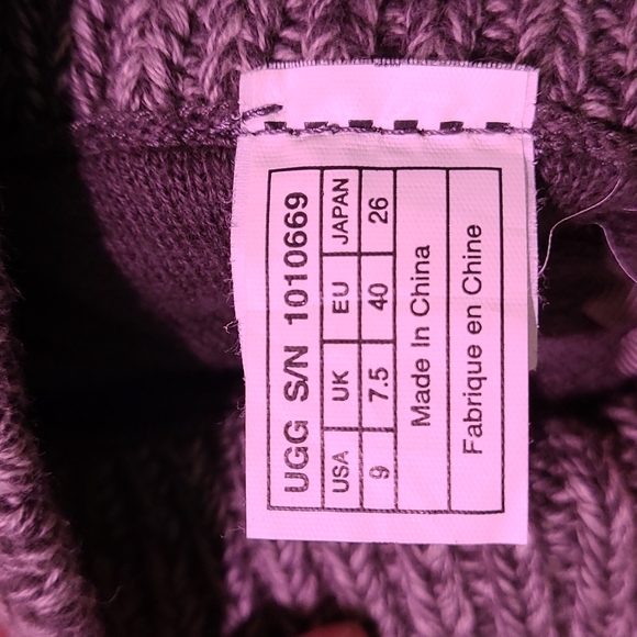 Womens UGG sweater knit lace up boots Size 9 - Picture 10 of 10